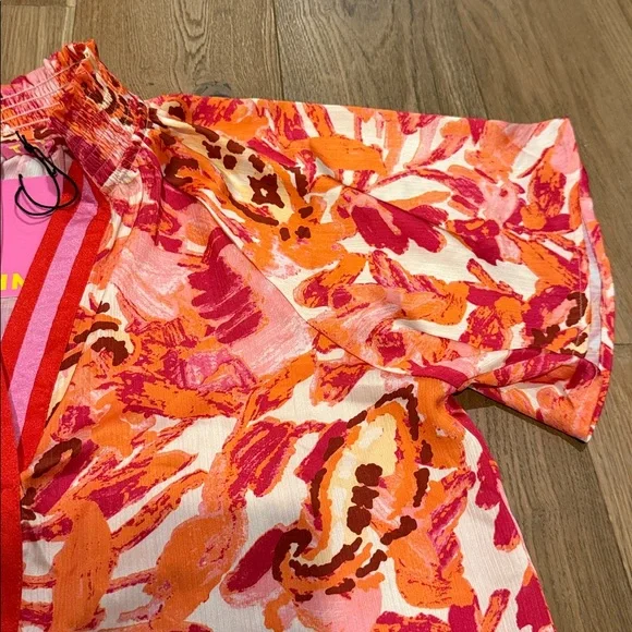 NWT - THML The Zoe Top - Small - Picture 2 of 3